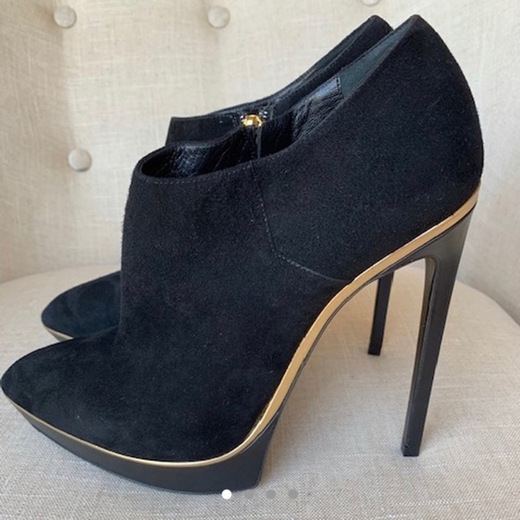 Saint Laurent Heels never worn - Picture 1 of 4